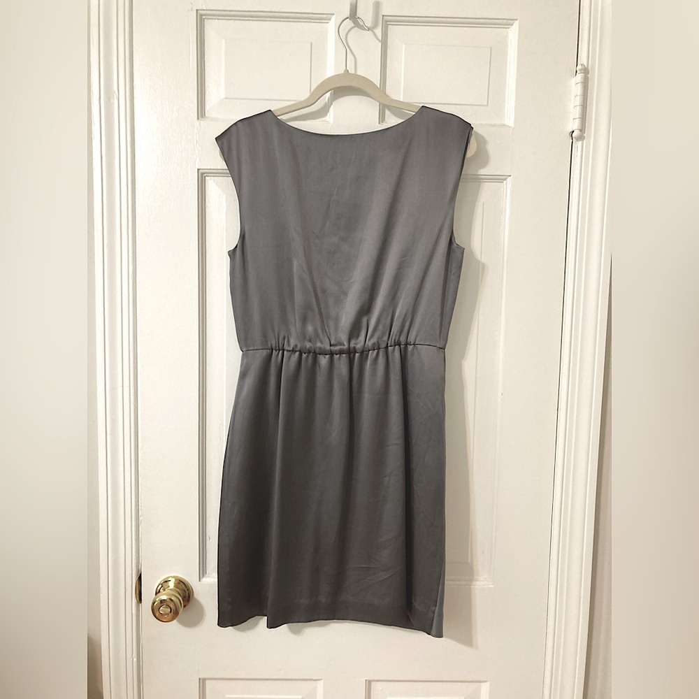 Theory 100% silk dress silvery grey 6